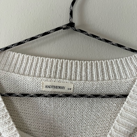 Andthewhy cable knit side sleeve sweater - Picture 3 of 6